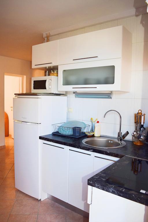 Apartments Babaja โตรกีร์ ภายนอก รูปภาพ
