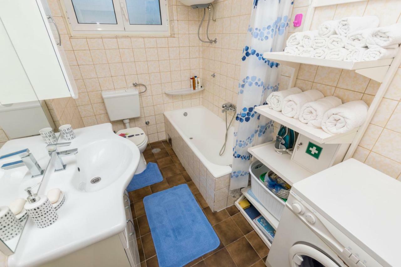 Apartments Babaja โตรกีร์ ภายนอก รูปภาพ