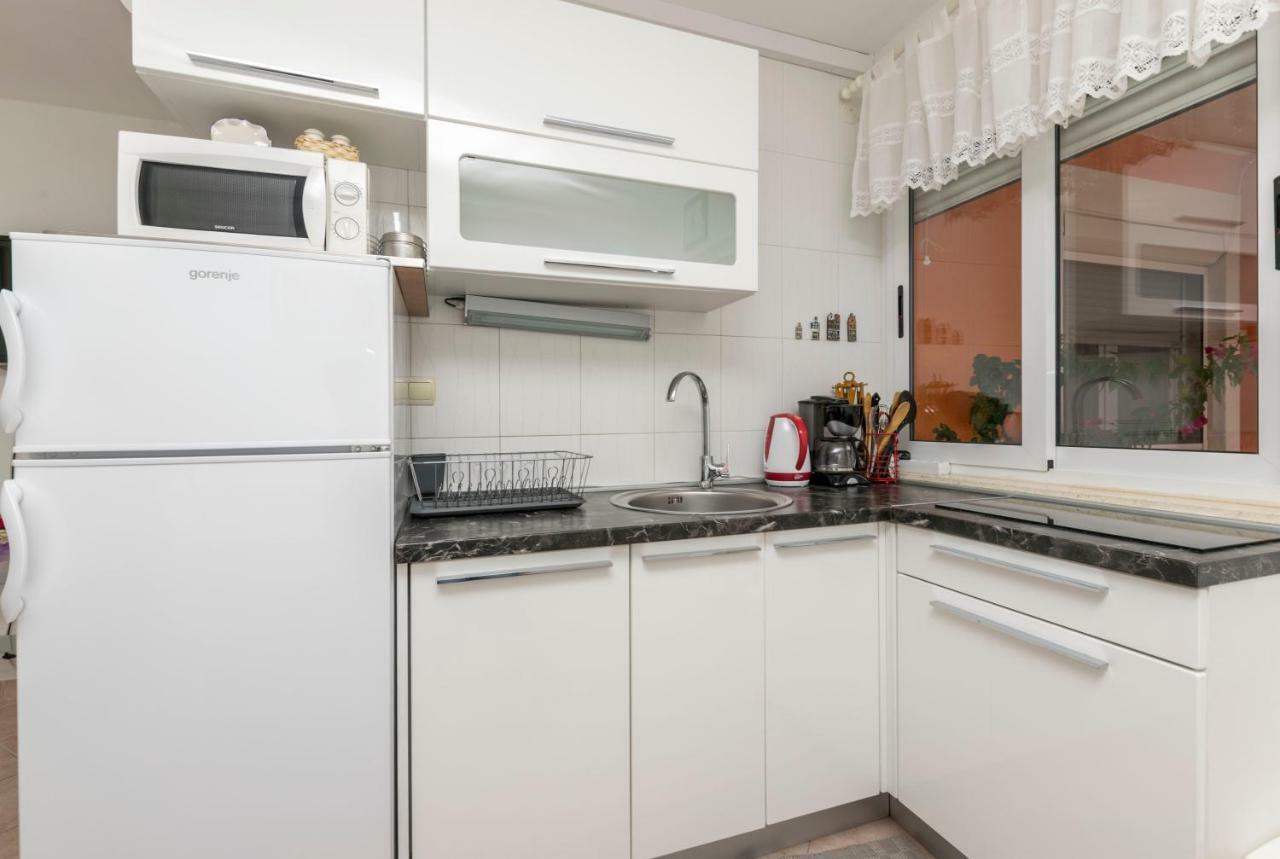 Apartments Babaja โตรกีร์ ภายนอก รูปภาพ