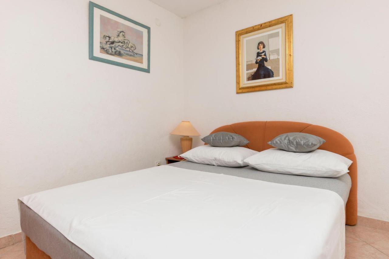 Apartments Babaja โตรกีร์ ภายนอก รูปภาพ